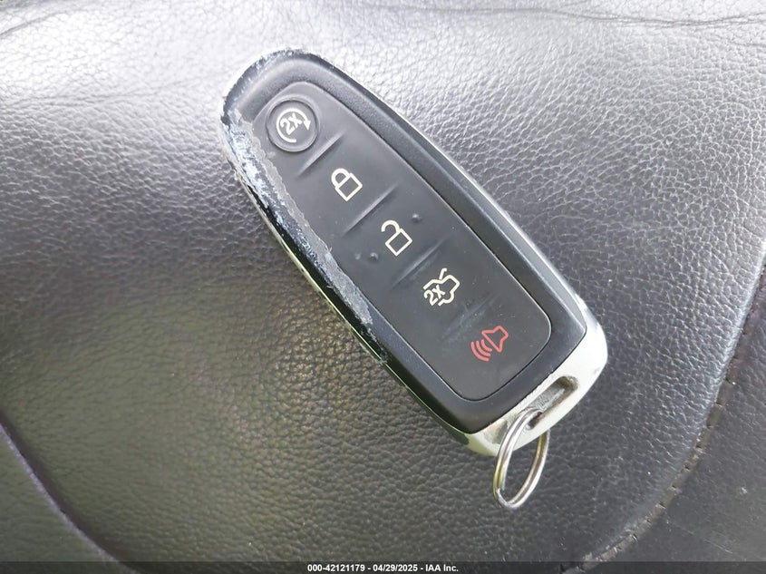 2013 FORD FOCUS VIN: 1FADP3J22DL245603