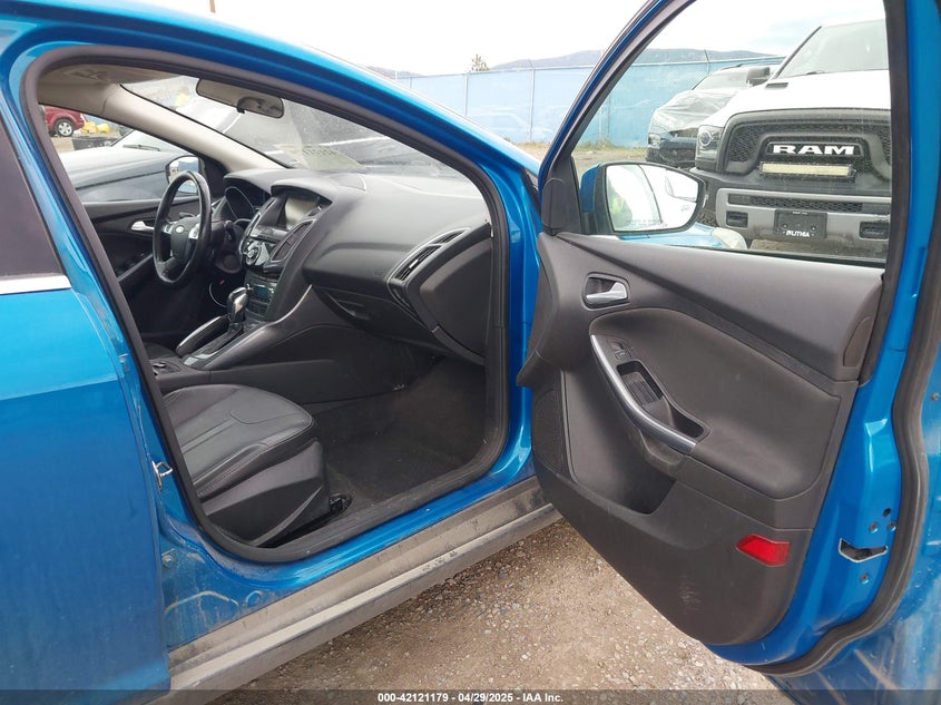 2013 FORD FOCUS VIN: 1FADP3J22DL245603
