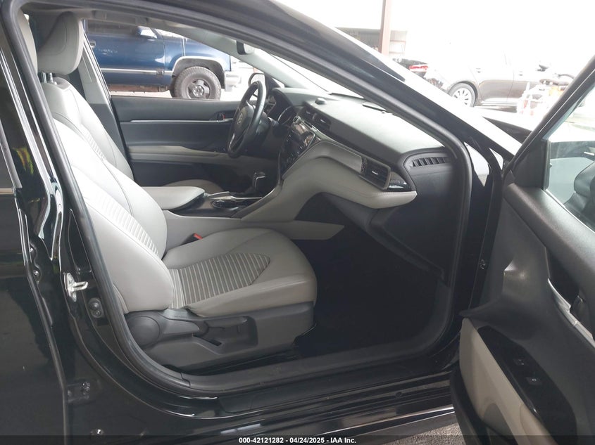 2020 TOYOTA CAMRY VIN: 4T1J11AK5LU339174