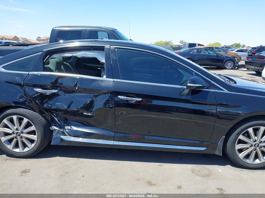 2016 HYUNDAI SONATA LIMITED - 5NPE34AF9GH418156