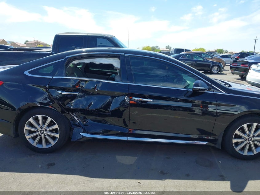 2016 HYUNDAI SONATA LIMITED - 5NPE34AF9GH418156