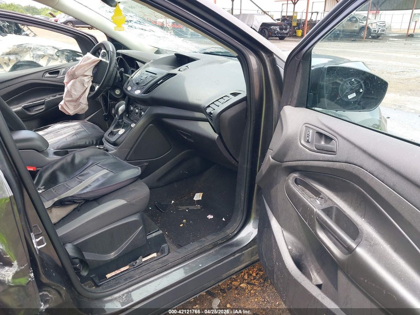 2016 FORD ESCAPE VIN: 1FMCU0F73GUB19861