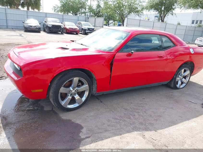 2009 DODGE CHALLENGER VIN: 2B3LJ54T89H588042