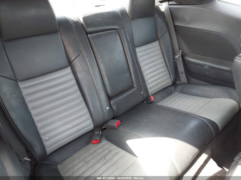 2009 DODGE CHALLENGER VIN: 2B3LJ54T89H588042
