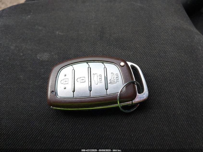2019 HYUNDAI SONATA VIN: 5NPE34AF7KH818208