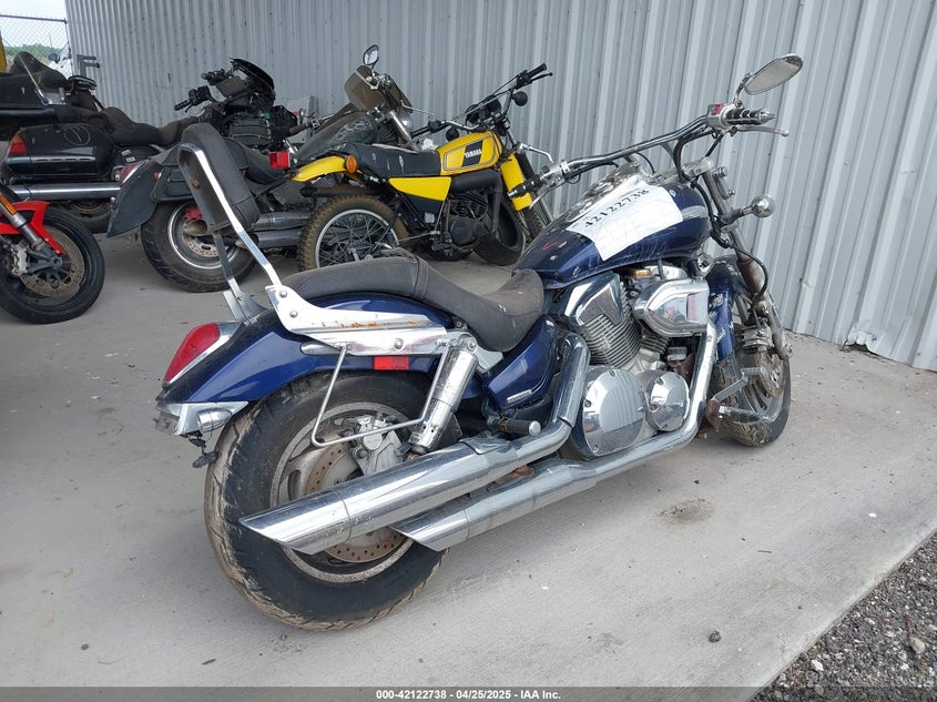 1HFSC55097A301298 2007 HONDA VTX photo no. 3