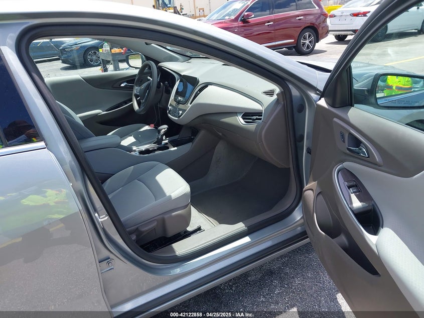 2025 CHEVROLET MALIBU VIN: 1G1ZD5ST5SF154700