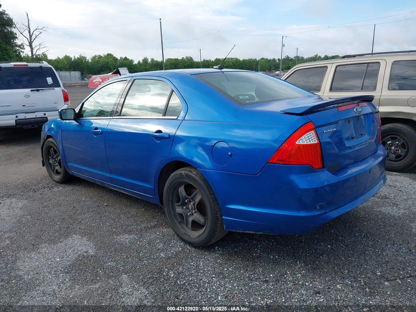 2011 FORD FUSION VIN: 3FAHP0HA8BR137188