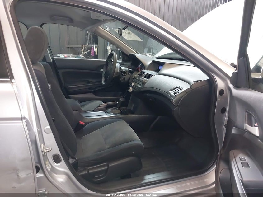 2009 HONDA ACCORD VIN: 1HGCP26309A141519