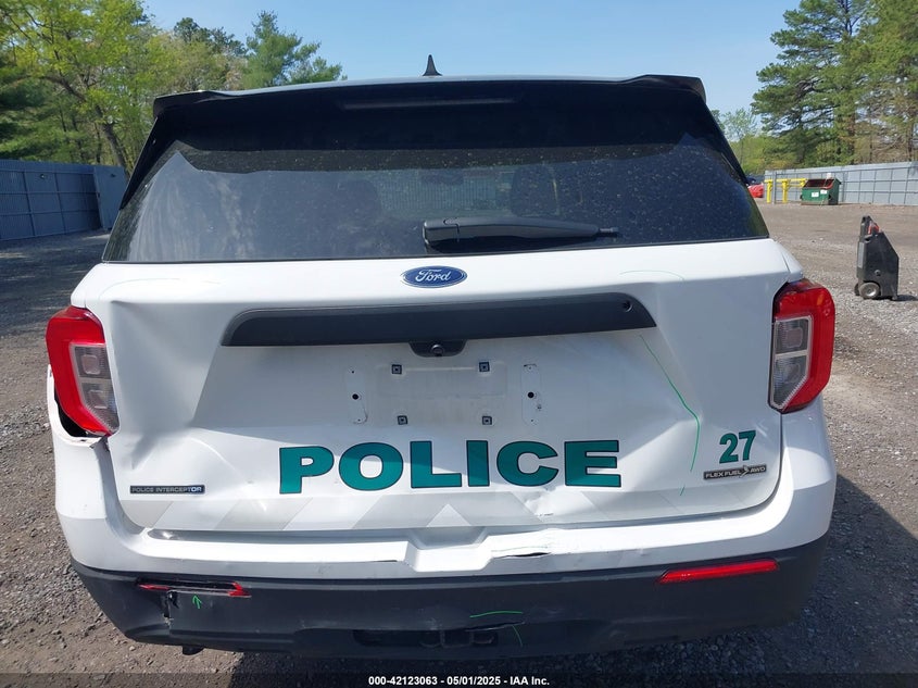 2022 FORD POLICE INTERCEPTOR VIN: 1FM5K8AB2NGC42586