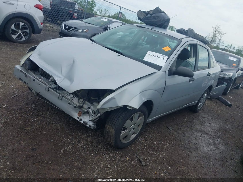 2007 FORD FOCUS VIN: 1FAHP34N57W326220