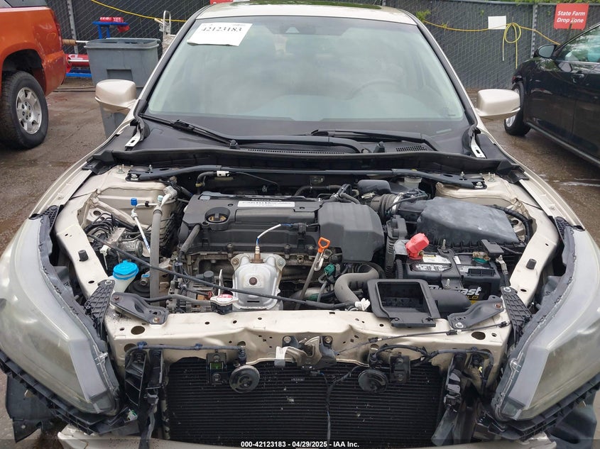 2013 HONDA ACCORD VIN: 1HGCR2F85DA220781