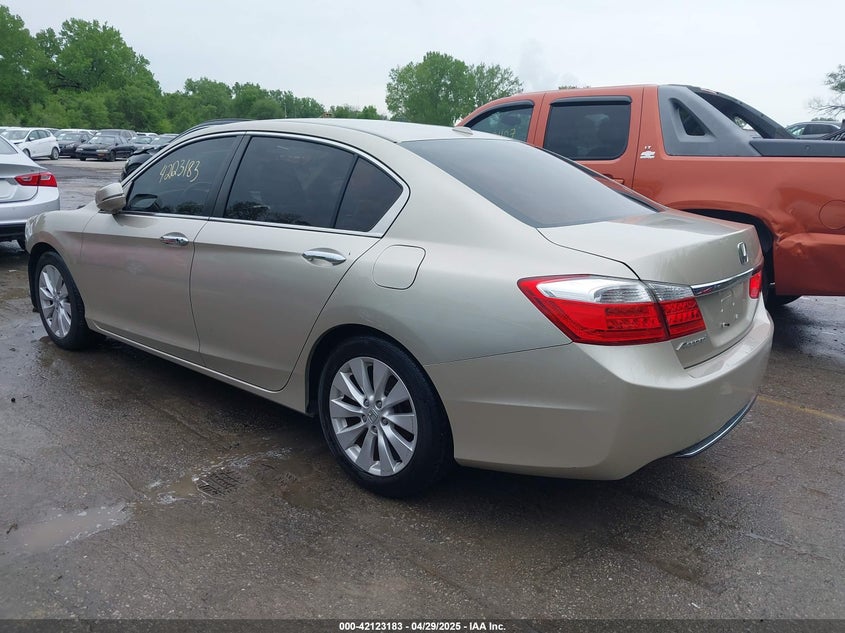 2013 HONDA ACCORD VIN: 1HGCR2F85DA220781