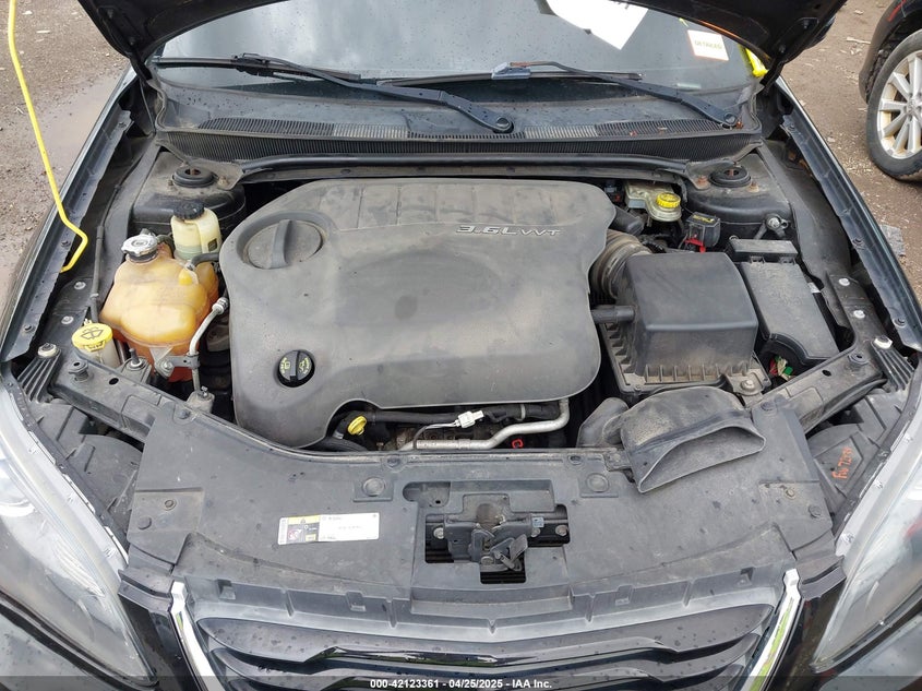 2014 CHRYSLER 200 TOURING - 1C3CCBBG2EN120150