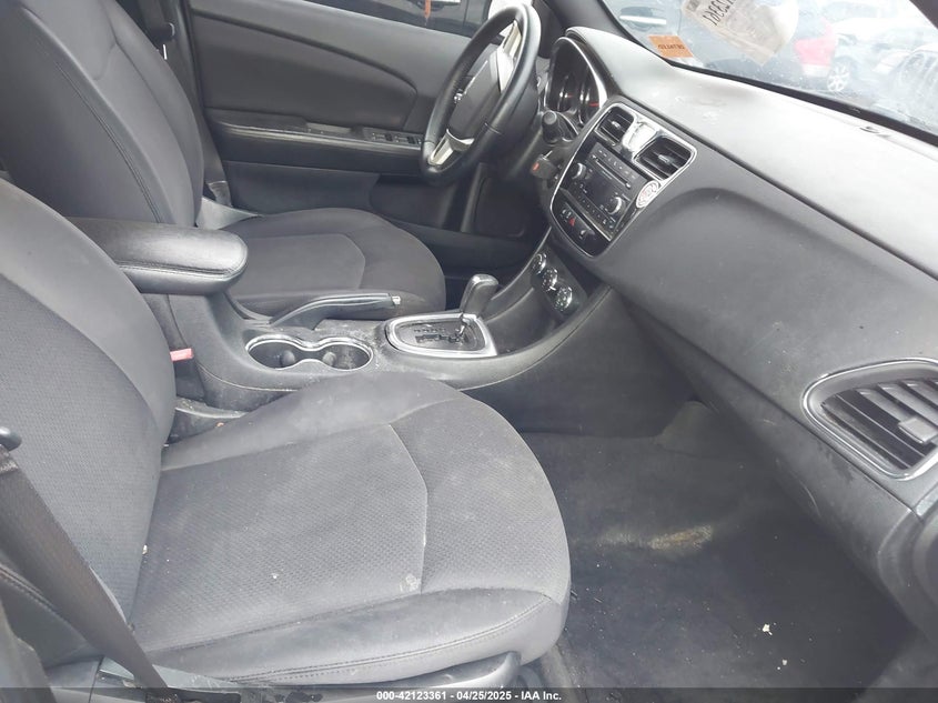 2014 CHRYSLER 200 TOURING - 1C3CCBBG2EN120150