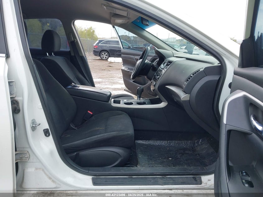 2015 NISSAN ALTIMA VIN: 1N4AL3AP2FC253830