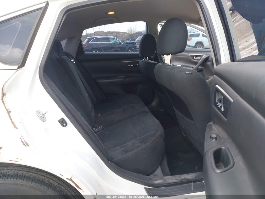 2015 NISSAN ALTIMA VIN: 1N4AL3AP2FC253830