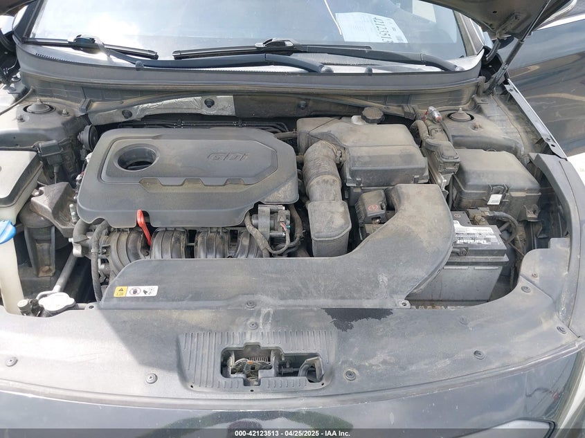2015 HYUNDAI SONATA VIN: 5NPE34AF4FH093298
