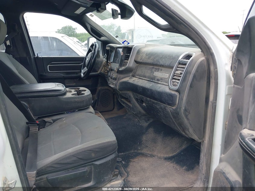 2024 RAM 2500 VIN: 3C6UR5DL9RG157986