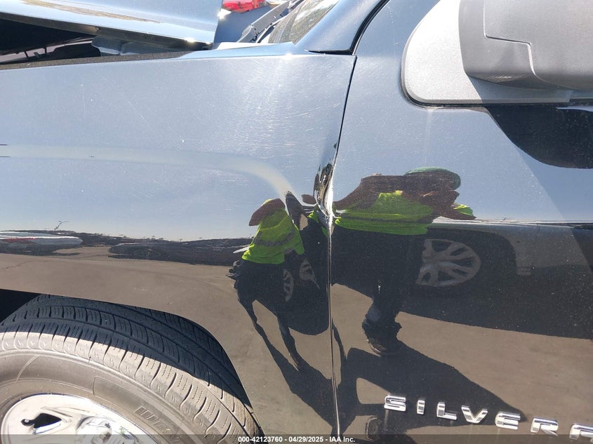 2018 CHEVROLET SILVERADO VIN: 1GCNCNEC0JZ121928