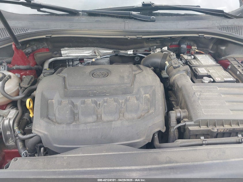 2020 VOLKSWAGEN TIGUAN VIN: 3VV2B7AX6LM063792