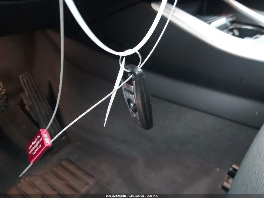 2017 BMW X3 Sdrive28I VIN: 5UXWZ7C39H0V86593 Lot: 42124186