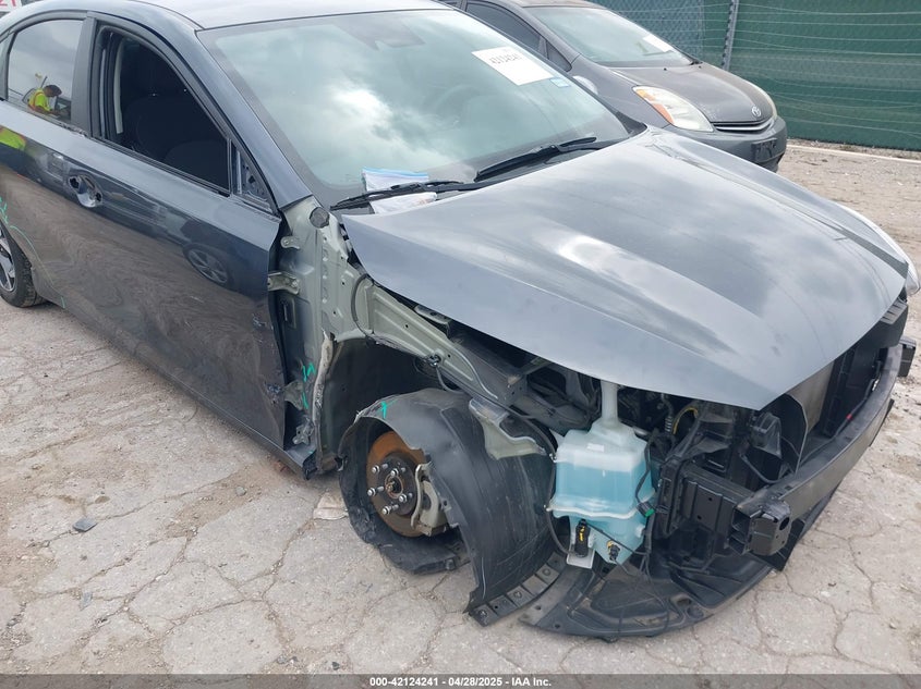 VIN 3KPF24AD8ME404965 2021 KIA FORTE LXS