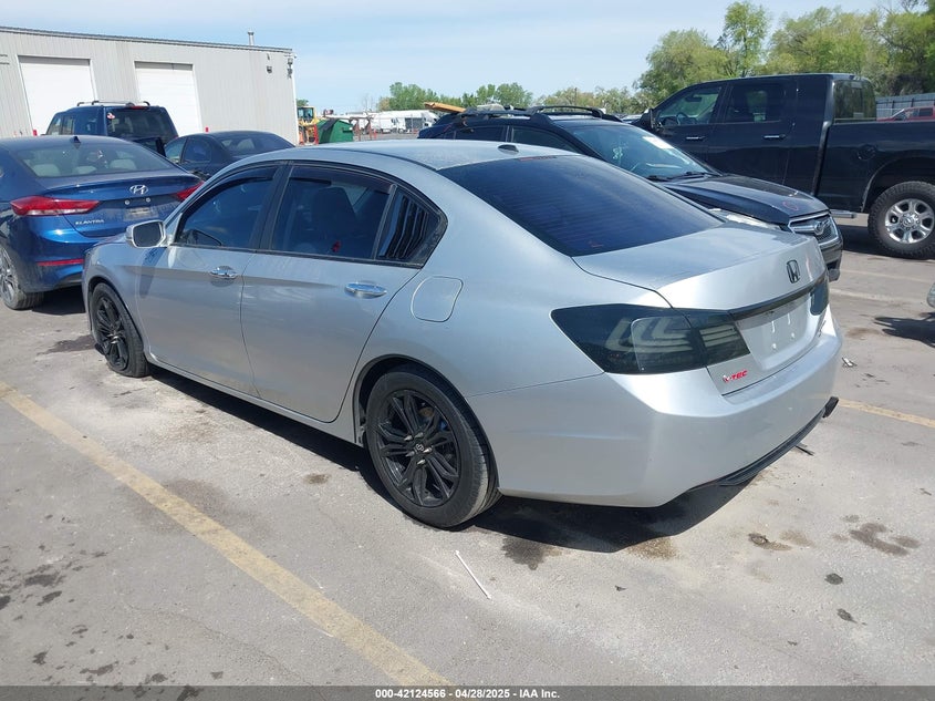 2013 HONDA ACCORD VIN: 1HGCR2F8XDA043189