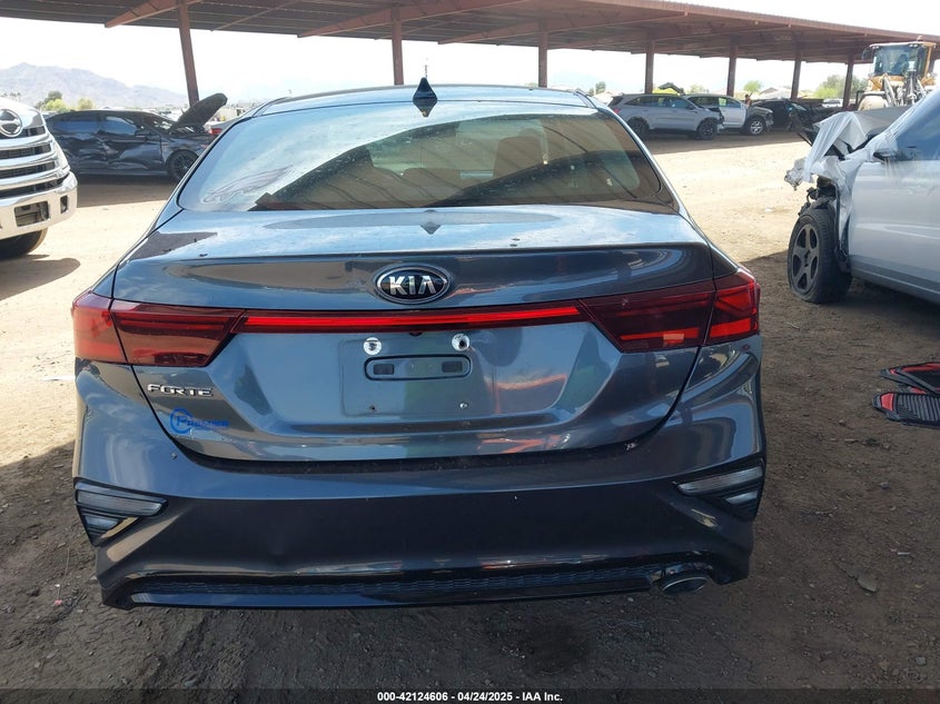 2021 KIA FORTE VIN: 3KPF24AD7ME294409