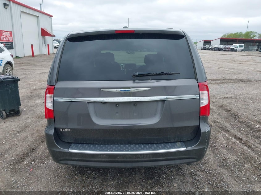 2016 CHRYSLER TOWN & COUNTRY VIN: 2C4RC1BG0GR135509
