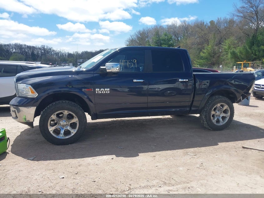 2018 RAM 1500 LARAMIE  4X4 5'7 BOX - 1C6RR7NM1JS309748