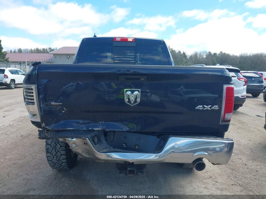 2018 RAM 1500 LARAMIE  4X4 5'7 BOX - 1C6RR7NM1JS309748