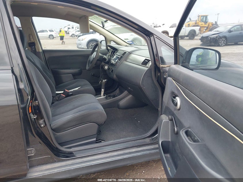 2009 NISSAN VERSA VIN: 3N1BC13E79L393141
