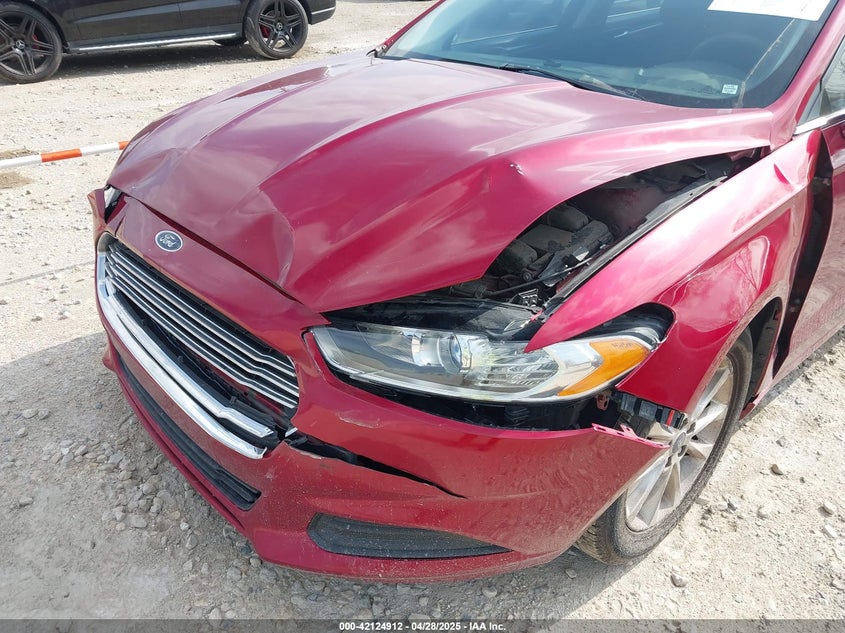 2015 Ford Fusion Se VIN: 3FA6P0H70FR112562 Lot: 42124912