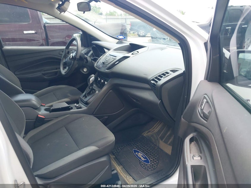 2016 FORD ESCAPE VIN: 1FMCU0F78GUC50932