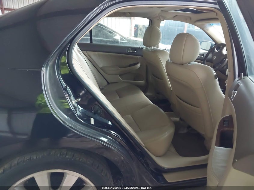 2007 HONDA ACCORD VIN: 1HGCM66807A016304