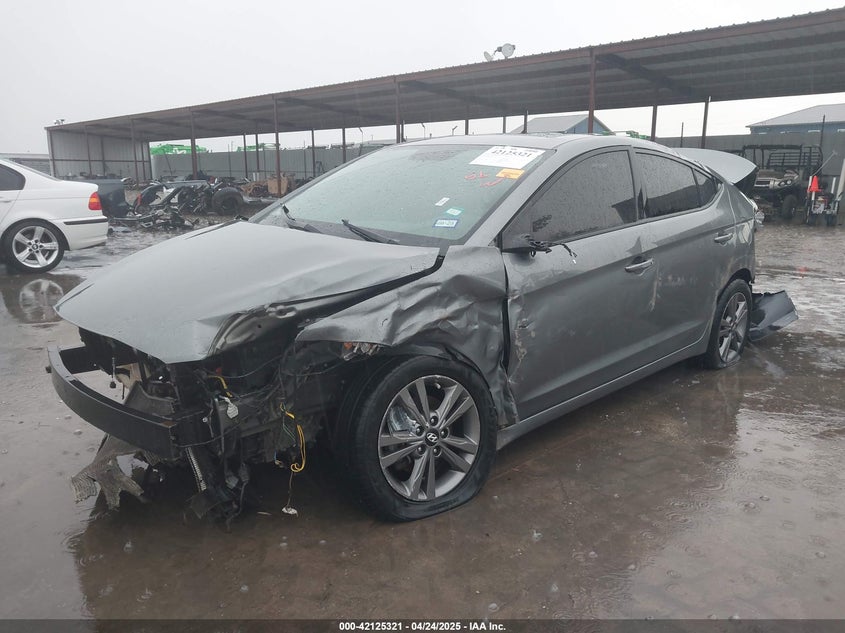 2017 HYUNDAI ELANTRA VIN: KMHD84LFXHU245602