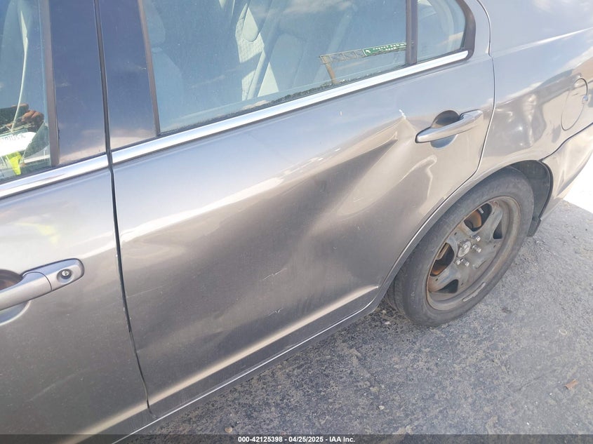 2010 FORD FUSION VIN: 3FAHP0HA8AR377713