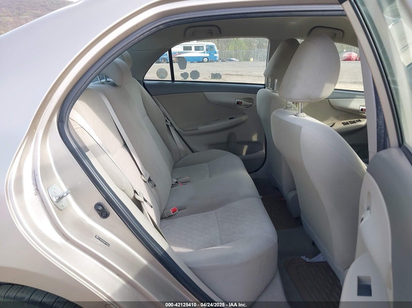 2009 TOYOTA COROLLA VIN: 2T1BU40E89C107624