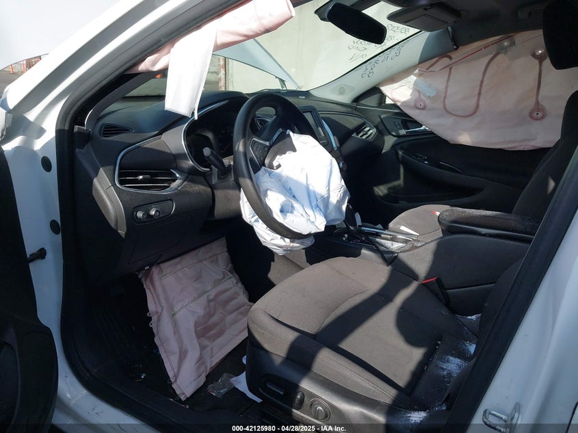 2017 CHEVROLET MALIBU VIN: 1G1ZE5ST4HF157805