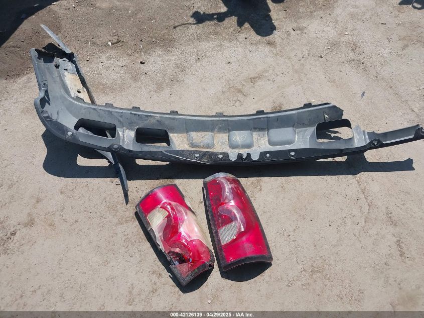 2006 Chevrolet Silverado 1500 Lt1 VIN: 2GCEC13T161203002 Lot: 42126139