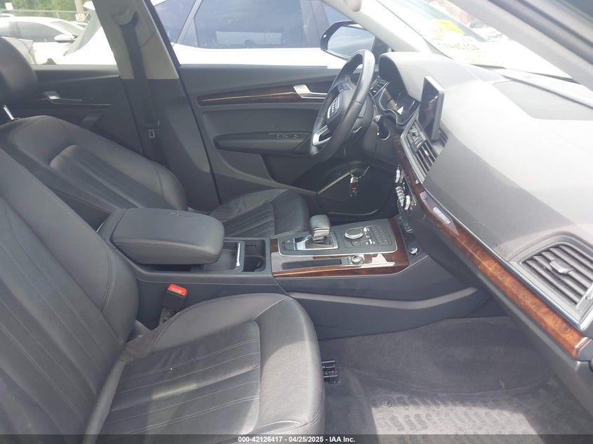 2019 AUDI Q5 VIN: WA1ANAFY1K2037570