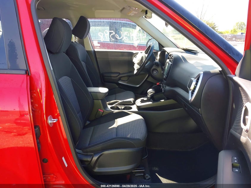 2020 KIA SOUL VIN: KNDJ63AU1L7016967