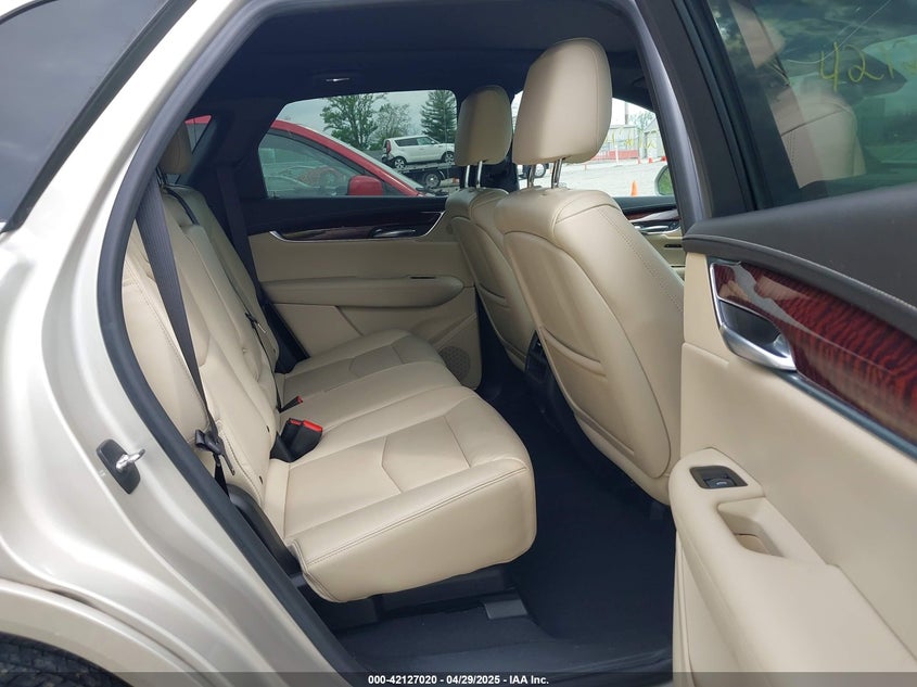 2017 CADILLAC XT5 LUXURY - 1GYKNDRS3HZ209871