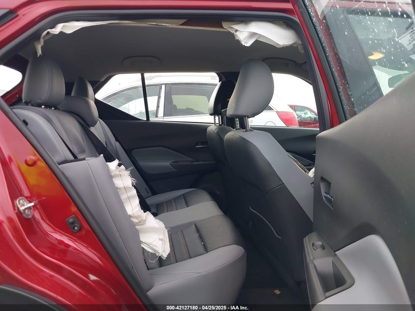 2023 NISSAN KICKS VIN: 3N1CP5DV7PL537881