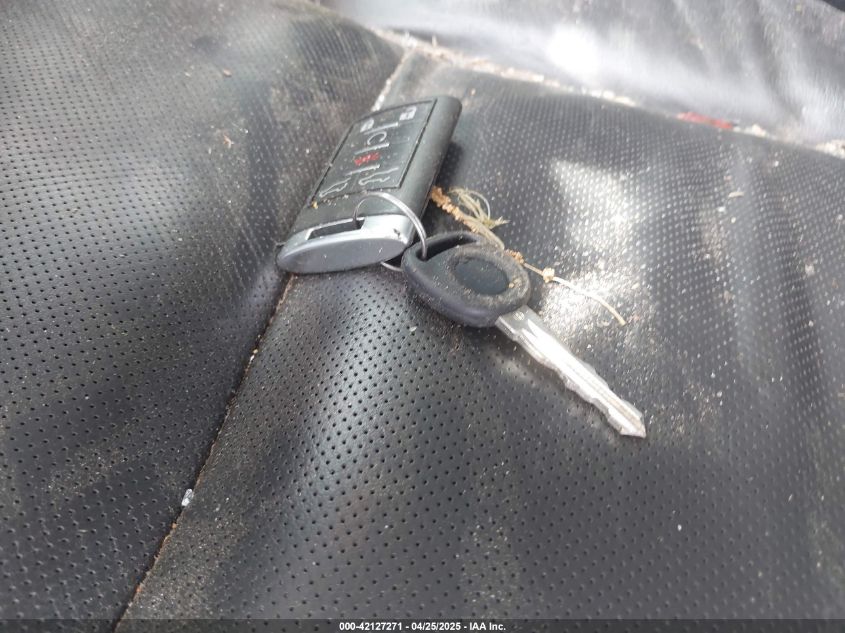 2010 Cadillac Escalade Premium VIN: 1GYUKCEF8AR168373 Lot: 42127271