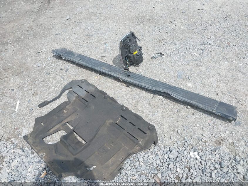 2010 Cadillac Escalade Premium VIN: 1GYUKCEF8AR168373 Lot: 42127271