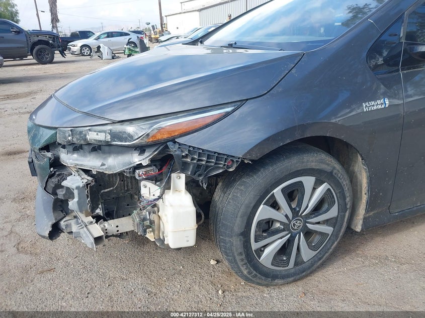 2018 TOYOTA PRIUS PRIME VIN: JTDKARFPXJ3104302