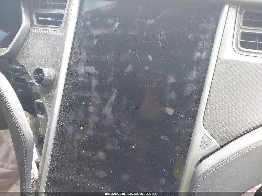 2018 Tesla Model S 100D/75D/P100D VIN: 5YJSA1E21JF293285 Lot: 42127348