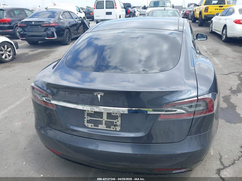 2018 Tesla Model S 100D/75D/P100D VIN: 5YJSA1E21JF293285 Lot: 42127348